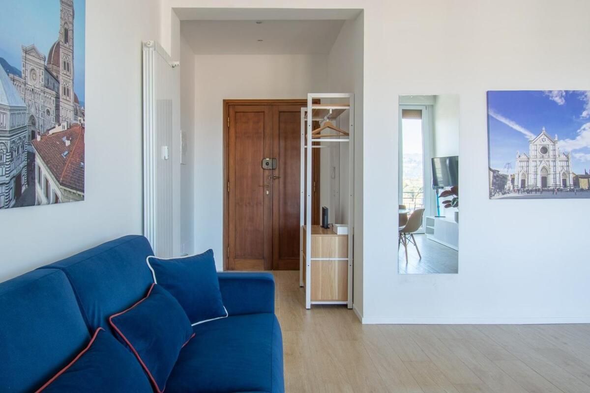 Apartment Floor With Elevator - Fantastic View